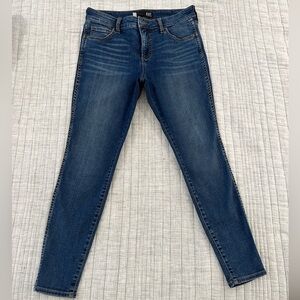 Kut from the Kloth Mia High Rise Fab Ab Slim Fit Skinny, Petite - Above Wash